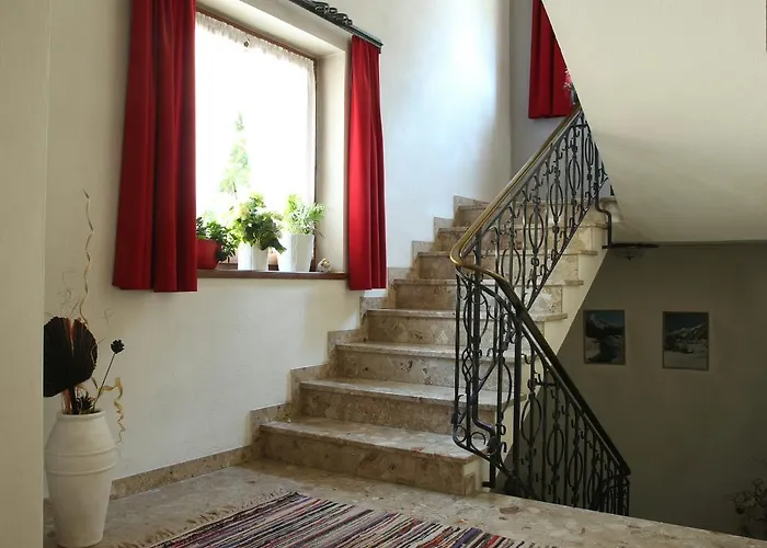 Gaestehaus Scherl 3* Pettneu am Arlberg